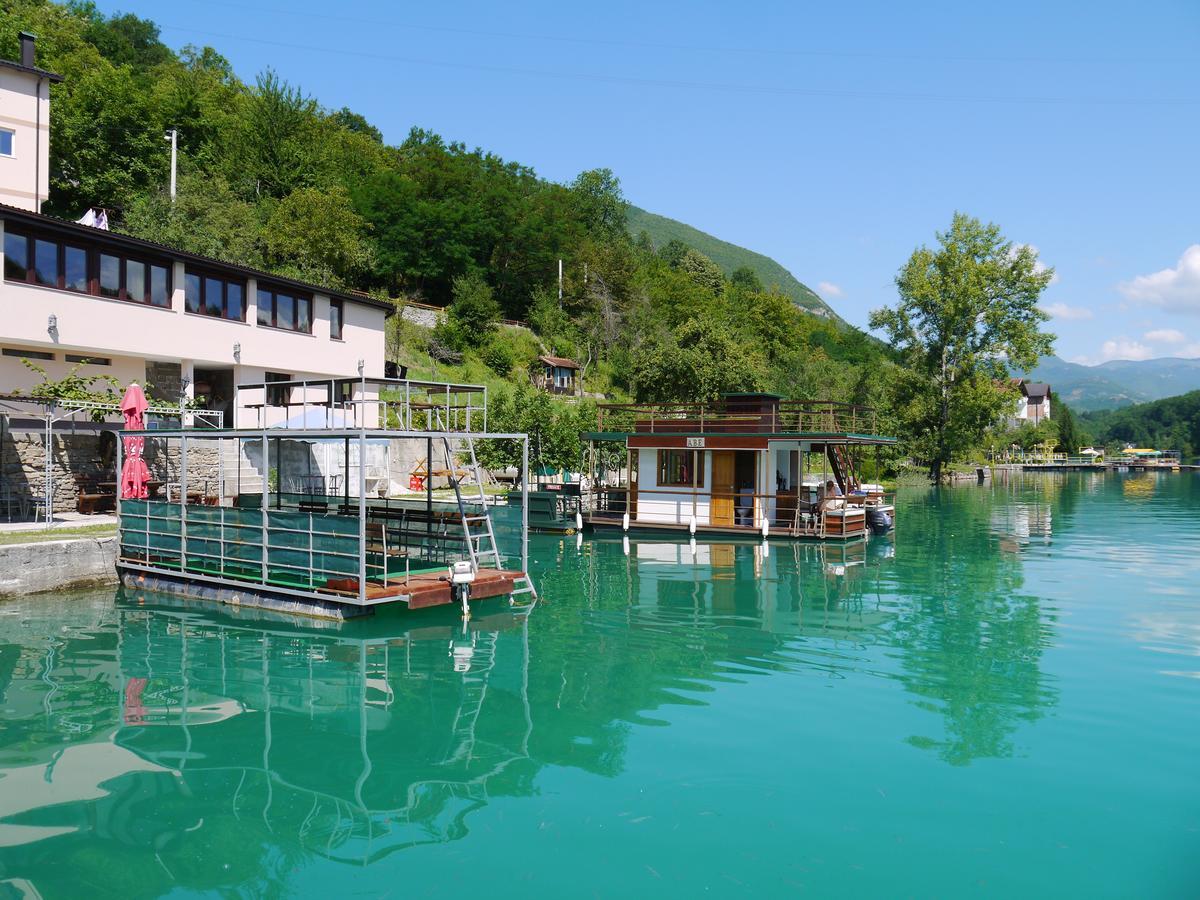 Bed and Breakfast Pansion Asim Jablanica Екстер'єр фото